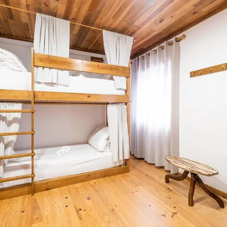 Vandrarhem Castaway Ferrel (Leiria)