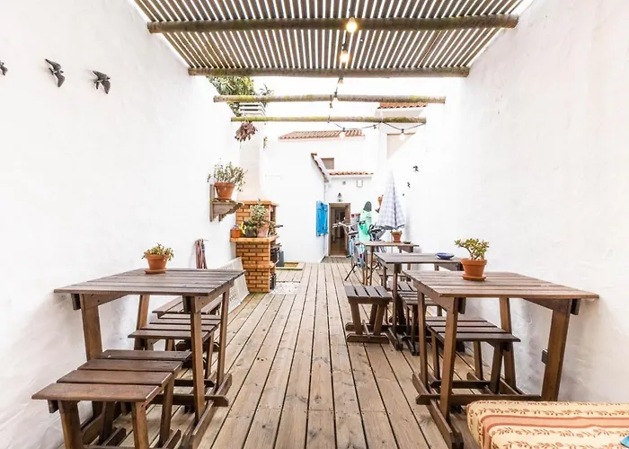 Хостел Castaway *